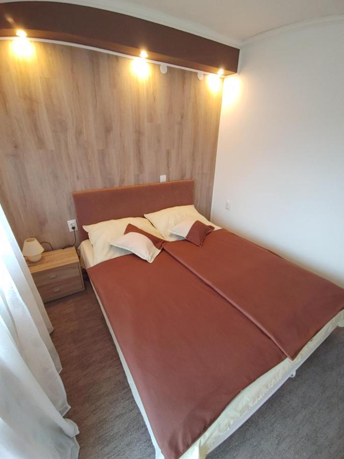 Fiesta Apartman 米什科尔茨 外观 照片
