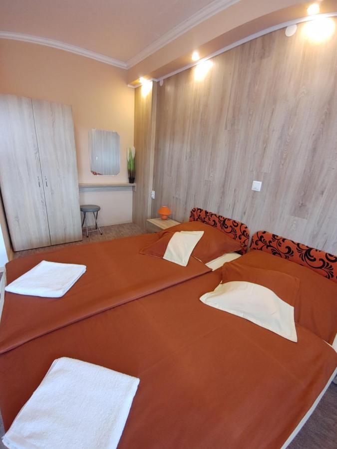 Fiesta Apartman 米什科尔茨 外观 照片