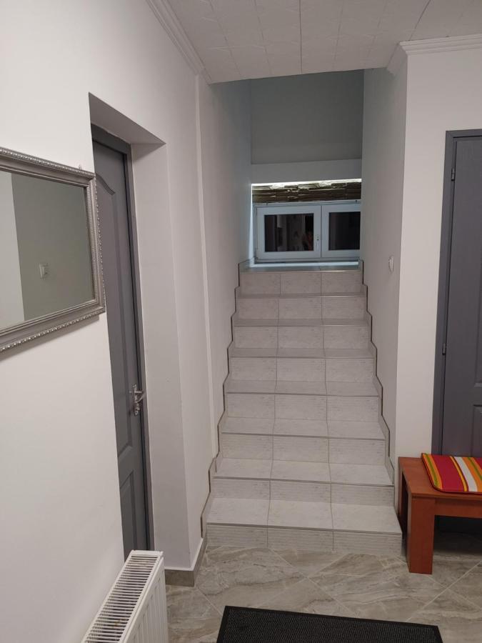 Fiesta Apartman 米什科尔茨 外观 照片