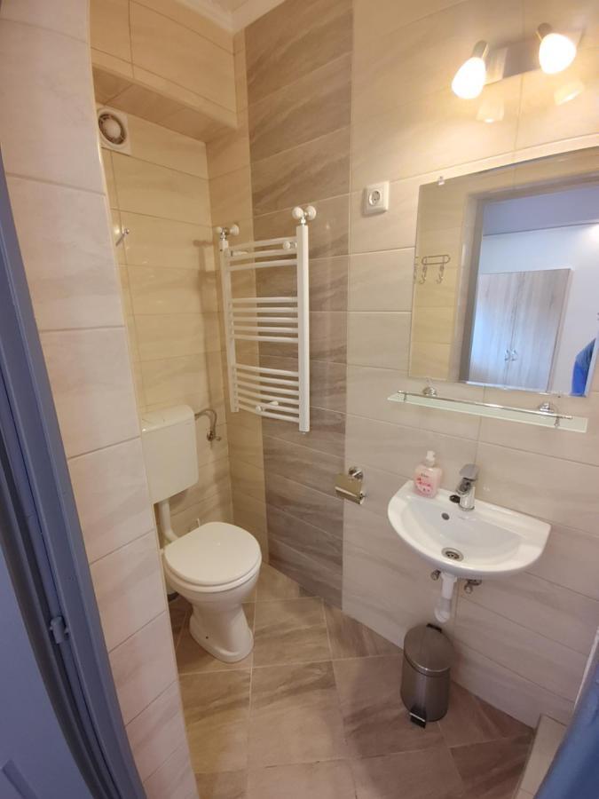 Fiesta Apartman 米什科尔茨 外观 照片