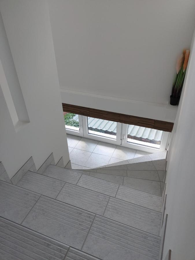 Fiesta Apartman 米什科尔茨 外观 照片